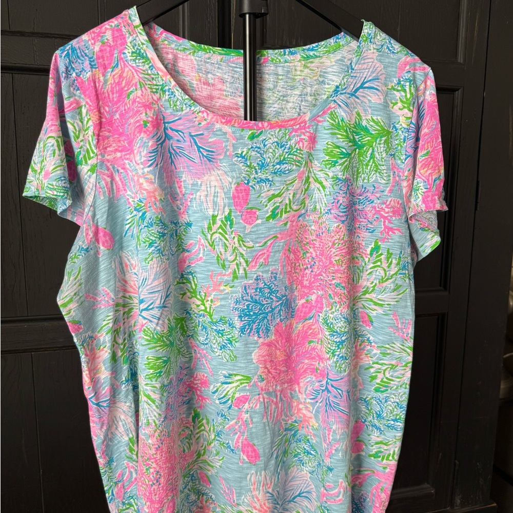 Lilly Pulitzer Vibrant Pink and Green Short Sleeve Top